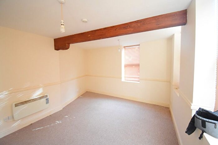 1 Bedroom Flat To Rent In Scarborough Street, Wellingborough, NN9