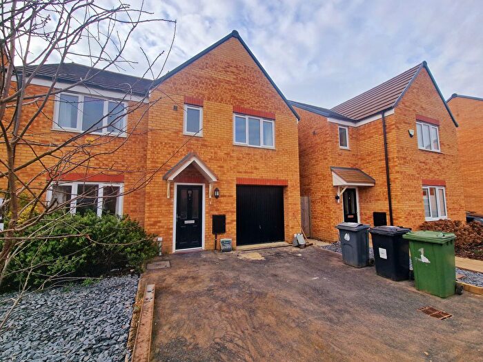 5 Bedroom Property To Rent In Mollis Close, Peterborough, PE2