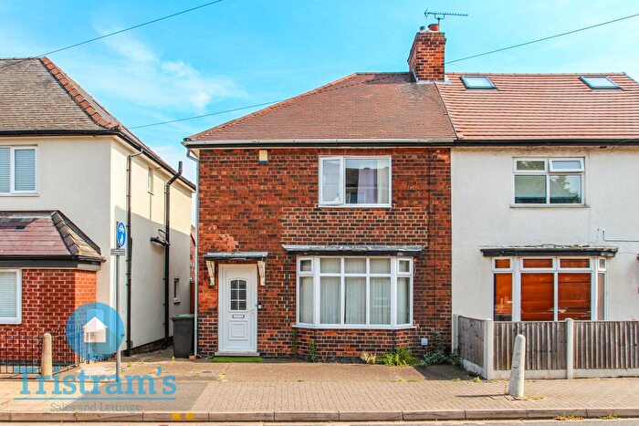 3 Bedroom Semi-Detached House To Rent In Humber Road, Beeston, Nottingham, NG9