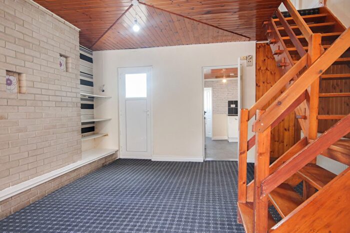 3 Bedroom Terraced House To Rent In Alfred Street, Barton, Gloucester, GL1