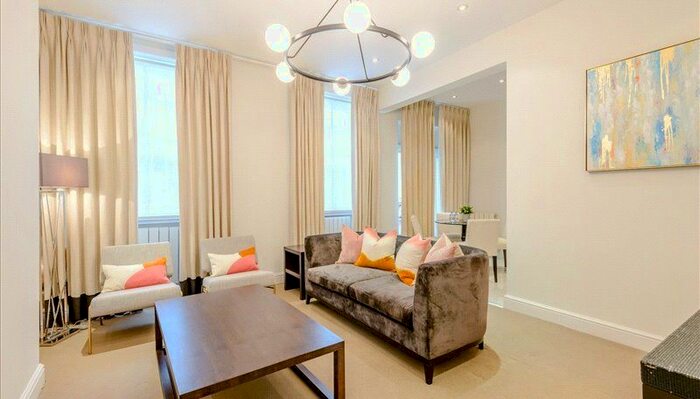 2 Bedroom Flat To Rent In Cedar House, Nottingham Place, Marylebone, London, W1U