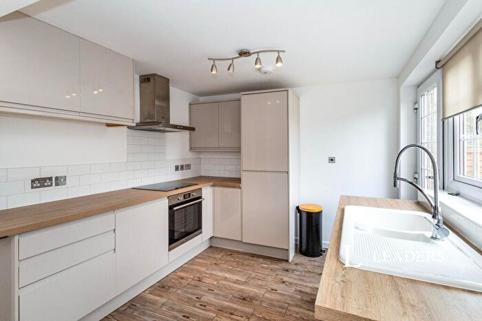 3 Bedroom Terraced House To Rent In North Street, Emsworth, PO10