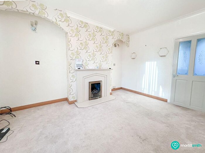 2 Bedroom Semi-Detached House For Sale In Everingham Road, Longley, S5