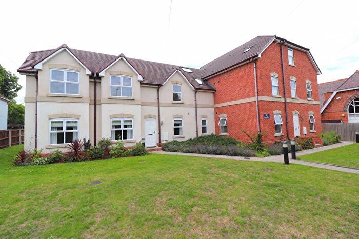 2 Bedroom Apartment To Rent In Colin Road, Gloucester, GL4