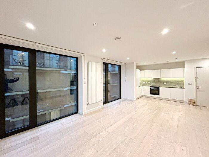 2 Bedroom Flat To Rent In John Cabot House, Royal Wharf, E16