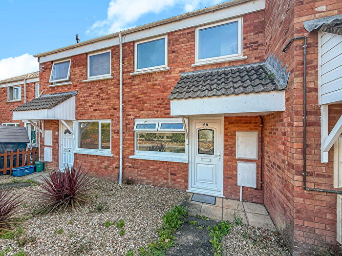 2 Bedroom Terraced House For Sale In Woolbarn Lawn, Whiddon Valley, Barnstaple, North Devon, EX32