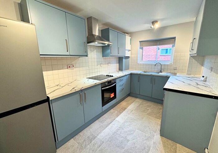 1 Bedroom Flat To Rent In Hendon Lane, Finchley, N3