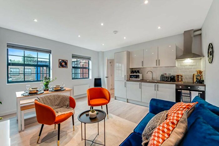 1 Bedroom Serviced Apartments To Rent In High Road, London, N17