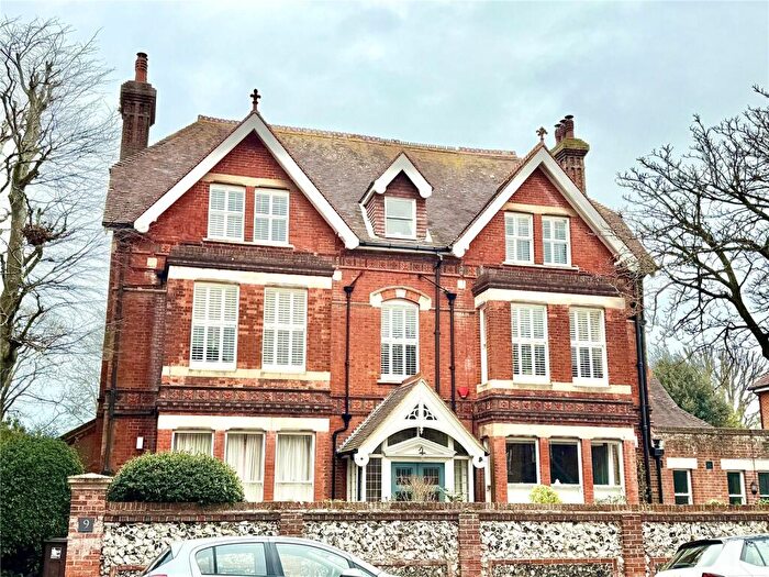 4 Bedroom Apartment For Sale In Grassington Road, Eastbourne, East Sussex, BN20