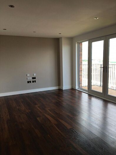 2 Bedroom Flat To Rent In Wilburn Basin, Wilburn Wharf, Manchester, M5