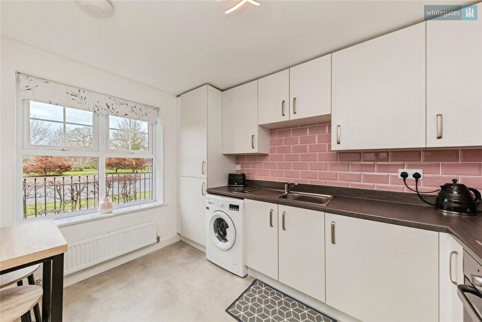 3 Bedroom Terraced House For Sale In Reaseheath Way, Henhull, Nantwich, Cheshire, CW5 - Photo 10