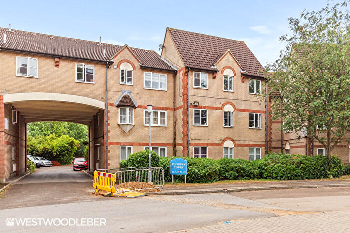 1 Bedroom Apartment To Rent In Parkside, Waltham Cross, EN8
