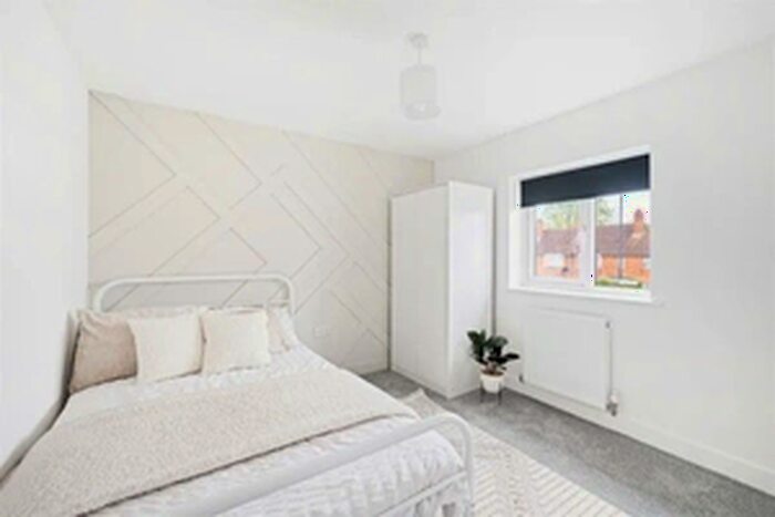 1 Bedroom House To Rent In Lockleaze Road, Bristol, BS7