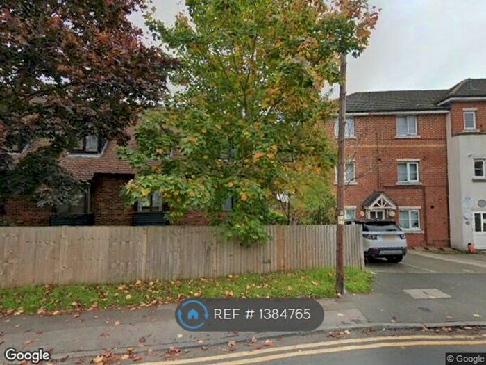 1 Bedroom Flat To Rent In Copyground Court, High Wycombe, HP12