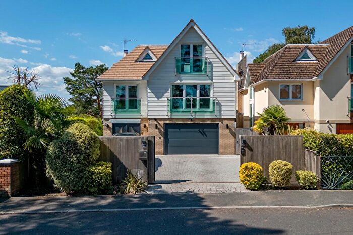 4 Bedroom Detached House To Rent In Cliffton Road, Canford Cliffs, Poole, BH14