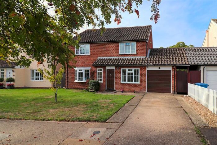 4 Bedroom Detached House To Rent In Ann Beaumont Way, Hadleigh, Ipswich, IP7