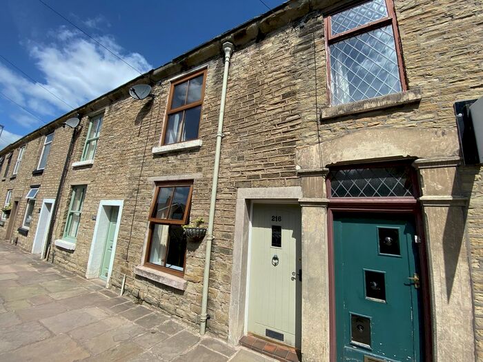 2 Bedroom Terraced House To Rent In Hurdsfield Road, Macclesfield, SK10