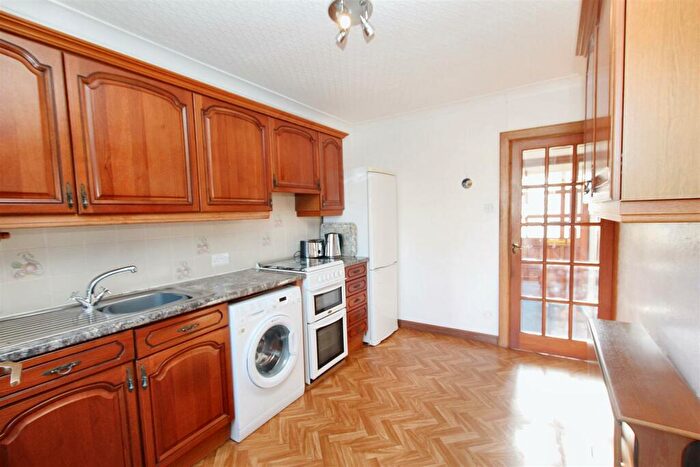 3 Bedroom Terraced House For Sale In Russell Road, Lanark, ML11