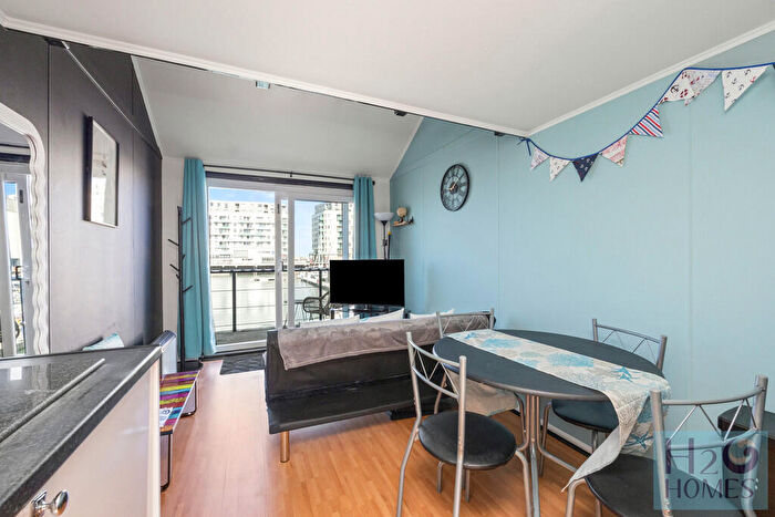 1 Bedroom Apartment To Rent In Western Concourse, Brighton Marina Village, BN2