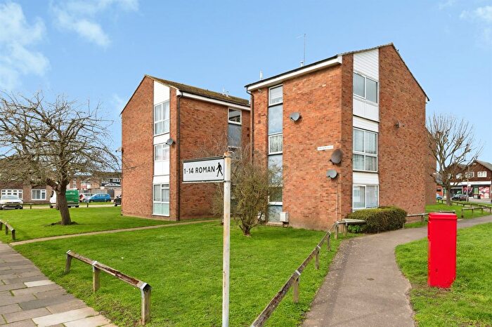 2 Bedroom Flat For Sale In Coronation Avenue, East Tilbury, Tilbury, RM18