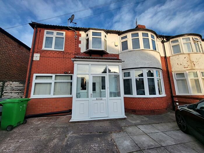 7 Bedroom Semi-Detached House To Rent In Bournelea Avenue, Burnage, Manchester., M19
