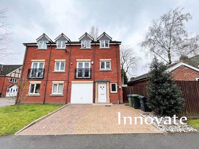 4 Bedroom Semi-Detached House To Rent In Newton Park Mews, Birmingham, B43