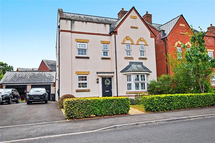 4 Bedroom Detached House For Sale In Lillebonne Way, Wellington, Somerset, TA21