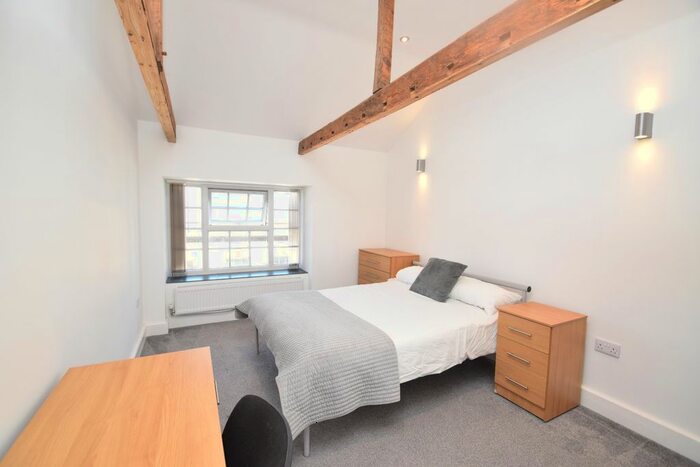 3 Bedroom Flat To Rent In Well Lane, Falmouth, TR11