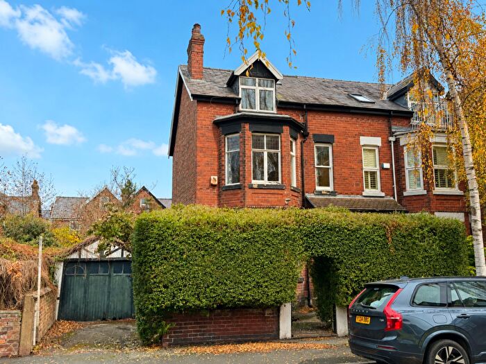 4 Bedroom Semi-Detached House For Sale In Clifton Road, Chorlton, M21
