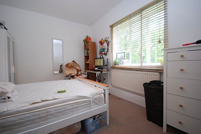 4 Bedroom Flat To Rent In Balham, SW12