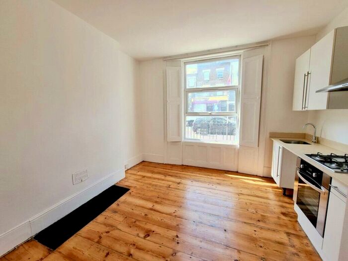 1 Bedroom Apartment To Rent In Junction Road, Archway, London, N19