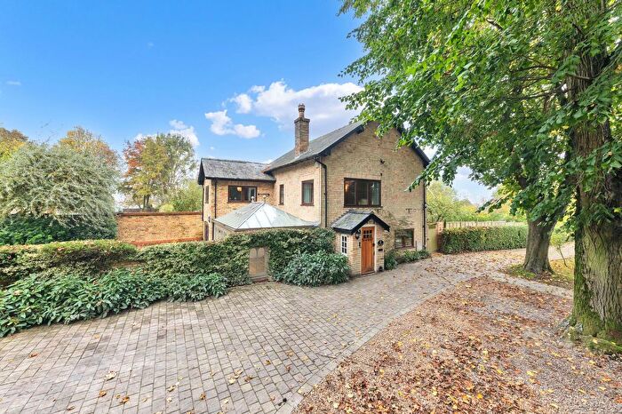 3 Bedroom Detached House To Rent In Station Road, Odsey, SG7