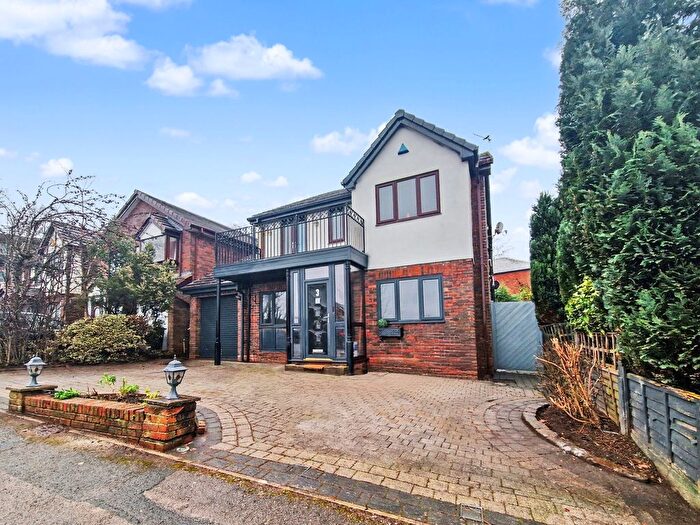 4 Bedroom Detached House To Rent In The Meadows, Whitefield, M45