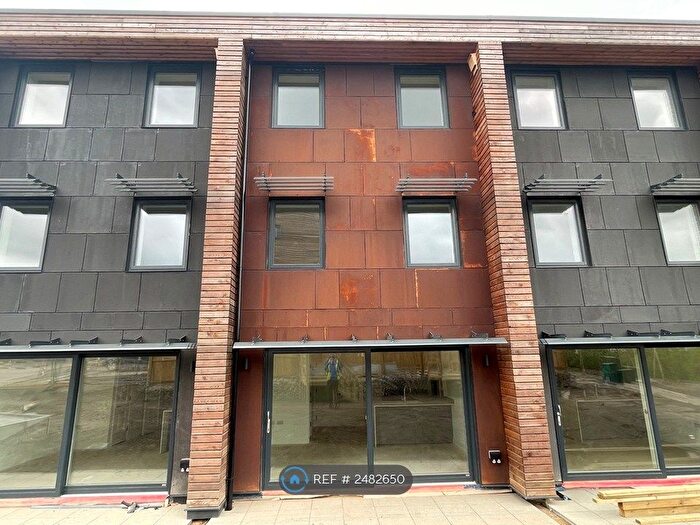 3 Bedroom Terraced House To Rent In Spring Meadows, Leeds, BD11