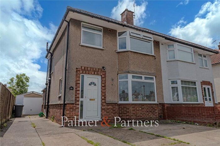 3 Bedroom Semi-Detached House For Sale In Colchester Road, Ipswich, Suffolk, IP4