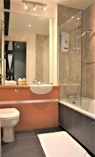 2 Bedroom Apartment To Rent In Dingley Road, Islington, London, EC1V