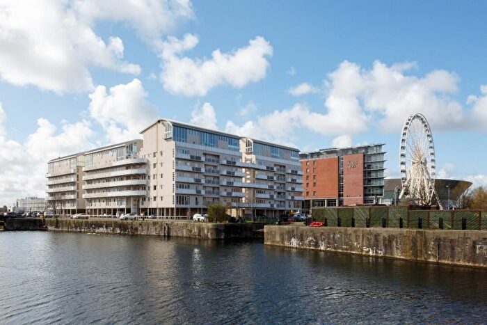 2 Bedroom Flat For Sale In Royal Quay, Liverpool, L3