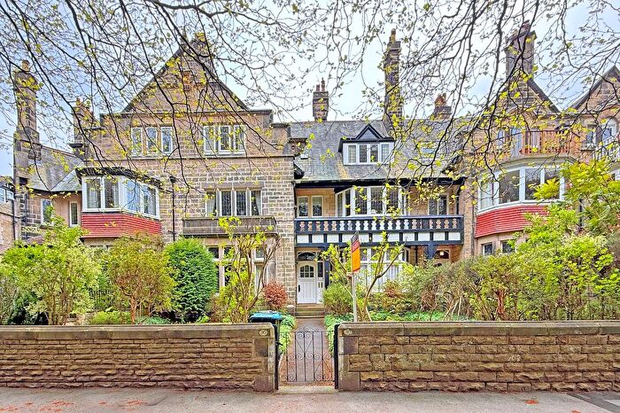 4 Bedroom Flat For Sale In Park Avenue, Harrogate, HG2