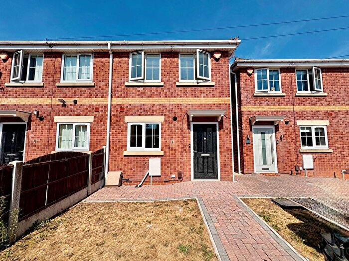 2 Bedroom Semi-Detached House To Rent In Skidmore Road, Bilston, WV14