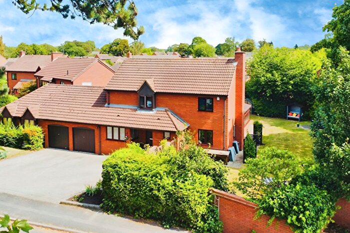 4 Bedroom Detached House For Sale In Wetherby Close, Queniborough, LE7