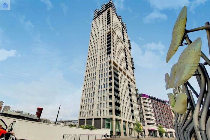 2 Bedroom Flat To Rent In Great Eastern Road, London, E15