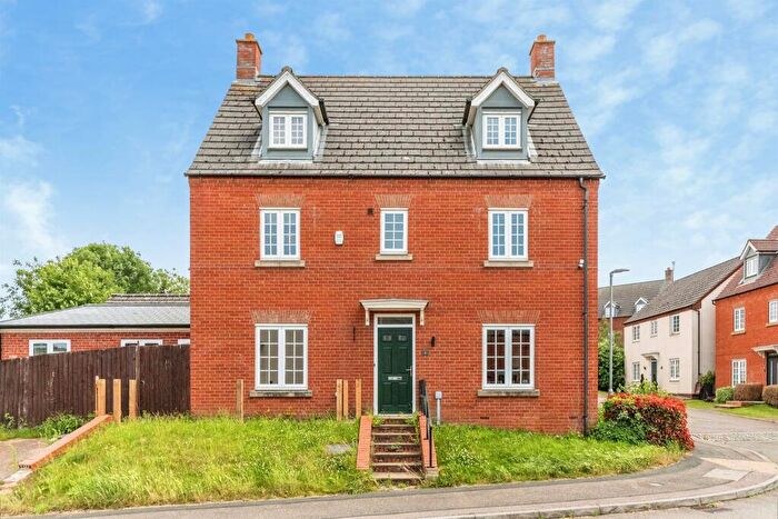 6 Bedroom Detached House For Sale In Jacques Road, Burton Latimer, Kettering, NN15