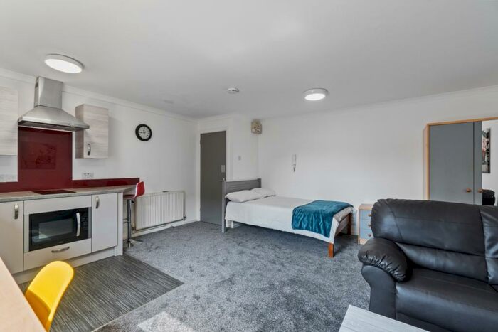 Studio To Rent In North Road West, Plymouth, Devon, PL1