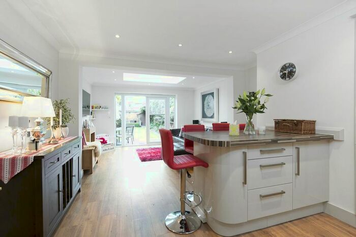 2 Bedroom Detached House To Rent In Weston Road, Thames Ditton, KT7