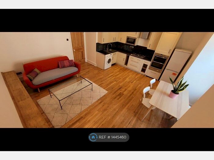 2 Bedroom Flat To Rent In Bartholomew Road, London, NW5