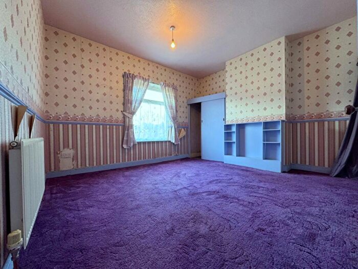 3 Bedroom Terraced House For Sale In Bearwood Hill Road, Winshill, Burton-on-Trent, DE15