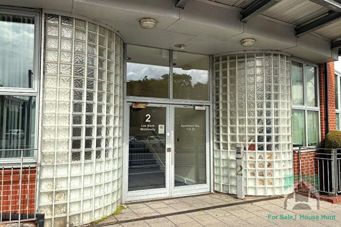 2 Bedroom Apartment For Sale In Apartment - Lee Bank, Middleway, Birmingham, B15