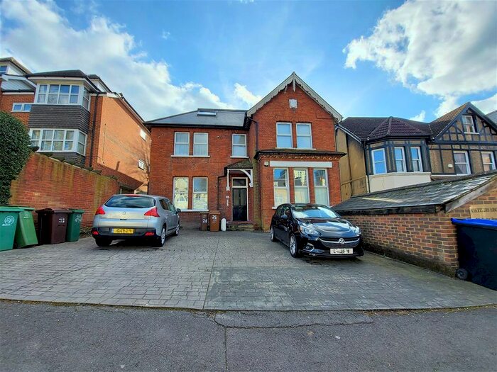 Studio To Rent In Cedar Road, Sutton, SM2