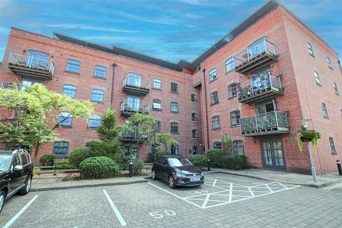 2 Bedroom Apartment To Rent In Home, Chapeltown Street, Manchester, M1
