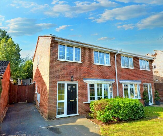3 Bedroom Semi-Detached House To Rent In Shady Nook, Farnham, Surrey, GU9
